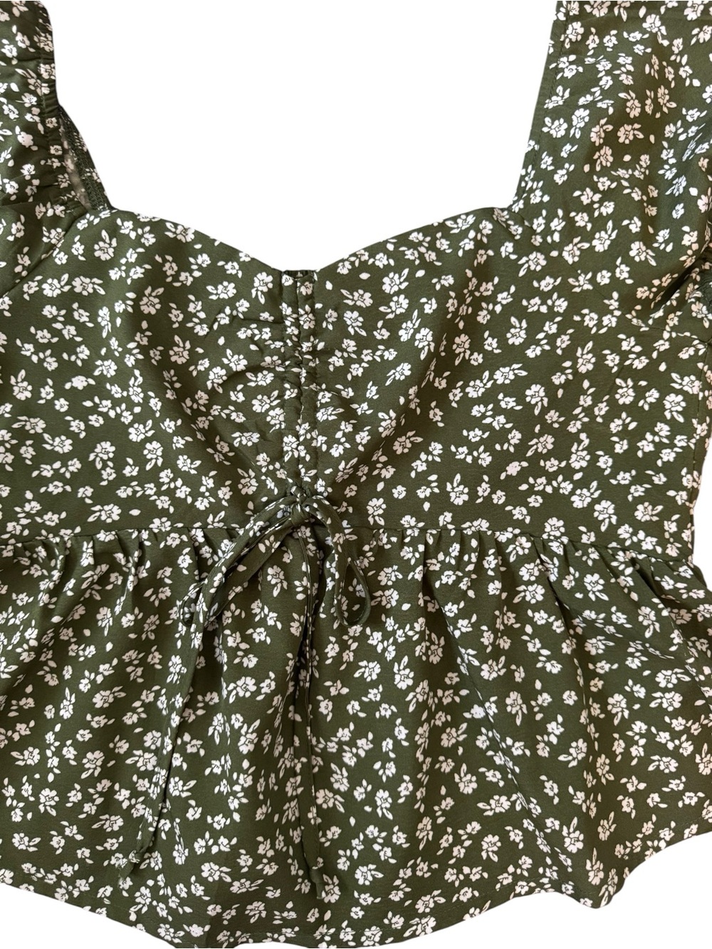 PacSun Olive Green Floral Tie-Front Peplum Crop Top - Picture 3 of 7